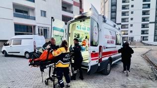 Diyarbak�r'da ��pheli �l�m: 18 ya��ndaki S�meyye'nin cesedi bo� dairede bulundu