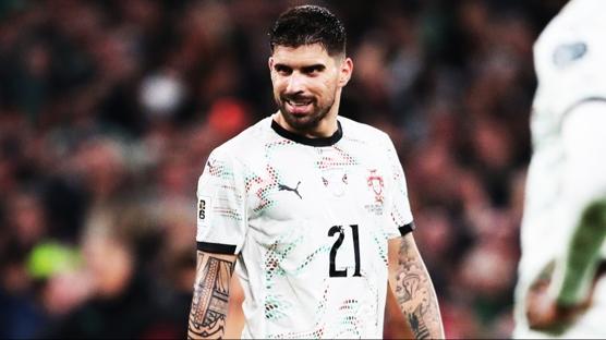 Galatasaray'dan Neves hamlesi