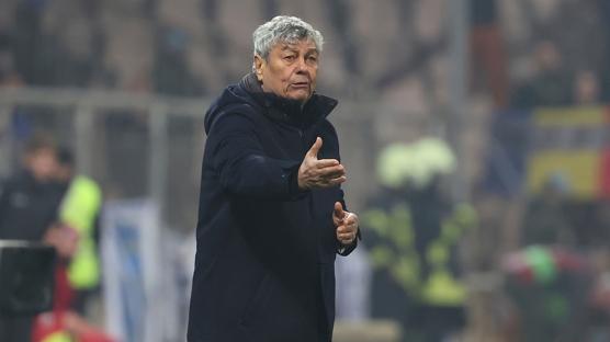 Mircea Lucescu'dan Pele itiraf�: Formas� hala bende