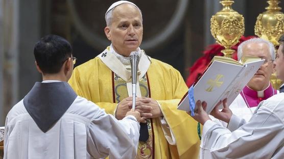 Papa ilk kez Noel ayini y�netti