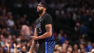 Anthony Davis sakatland�