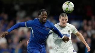 Galatasaray'dan savunmaya s�rpriz hamle!