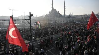 T�GVA'dan Filistin y�r�y���ne �a�r�