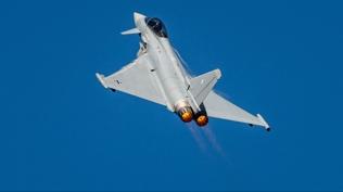Yunanistan �aresizli�ini ilan etti! T�rkiye yeni Eurofighter hamlesi ile bir ta�la iki ku� vuracak