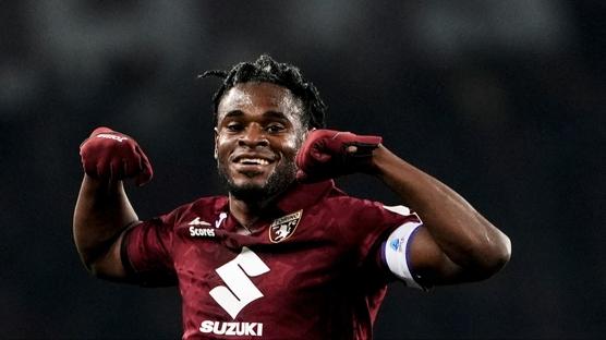 �talyan bas�n� duyurdu