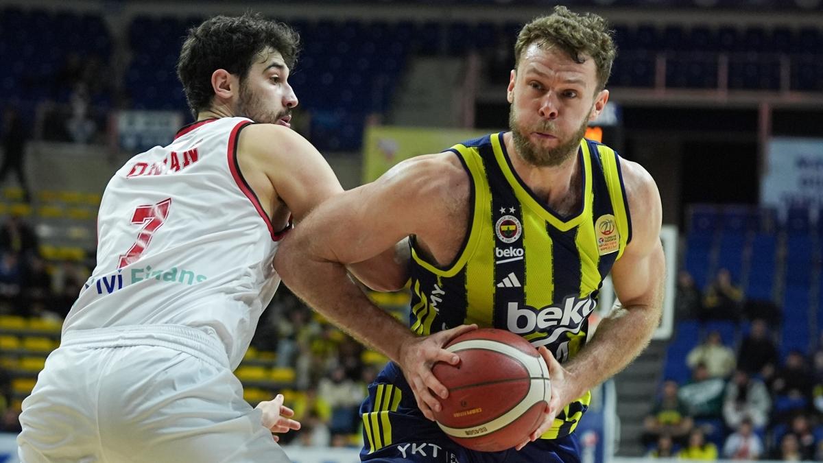 Fenerbah�e Beko sahas�nda farkl� kazand�