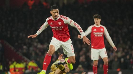 Saliba: Arsenal her kupay� kazanabilir