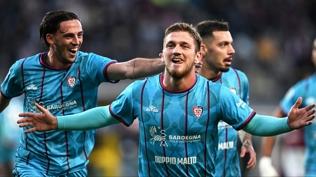 Semih K�l��soy'un y�kseli�i s�r�yor!