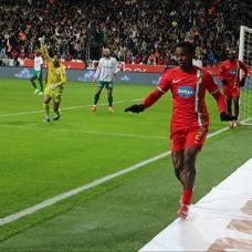 Amed Sportif Faaliyetler evinde farkl� kazand�