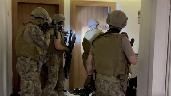 Ankara'da su� �rg�t�ne y�nelik operasyonda 16 zanl� yakaland�