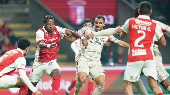 Benfica, Braga deplasman�nda tak�ld�