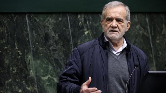 �ran Cumhurba�kan�: Topyek�n sava� halindeyiz