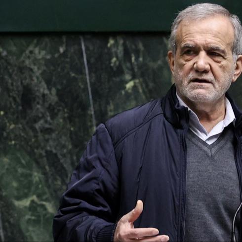 �ran Cumhurba�kan�: Topyek�n sava� halindeyiz