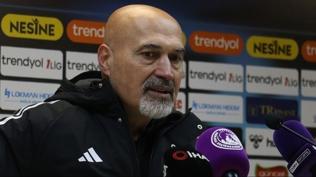 Levent A��kg�z: Oyuncular�m elinden gelen m�cadeleyi yapt�