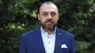 Sakaryaspor'un yeni ba�kan� Enes Zengin