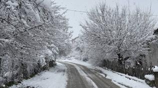 Valilik duyurdu: Zonguldak'ta e�itime 'kar' aras�