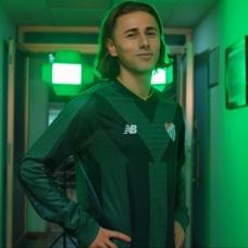 Bursaspor, Ey�p Akcan'� renklerine ba�lad�