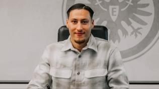 Frankfurt, Younes Ebnoutalib'i kadrosuna katt�