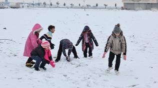 10 ilde eğitime kar engeli