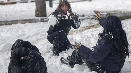 Sakarya'da yo�un kar ya����: �� il�ede e�itime ara verildi