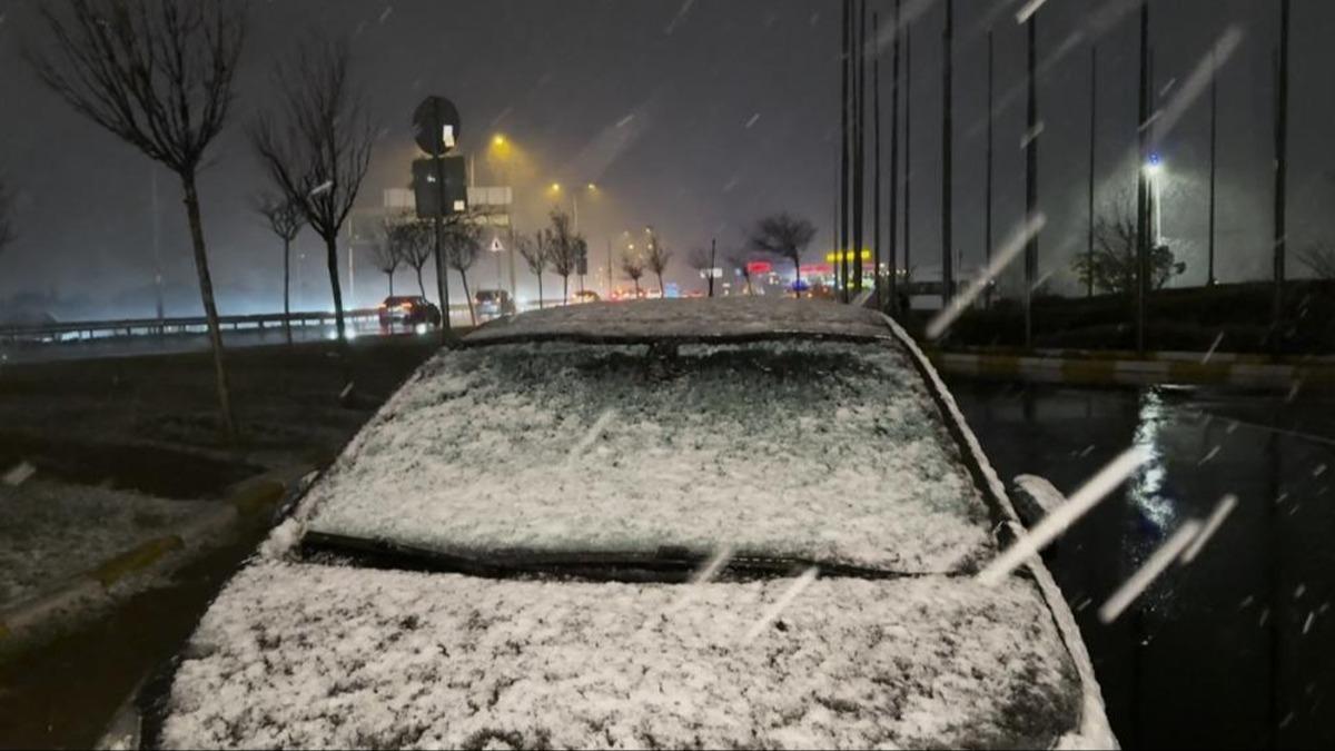 �stanbul'da beklenen kar ya���� ba�lad�