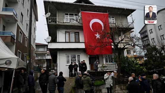 Şehitlerimizin hatırasında kenetlenen bir millet