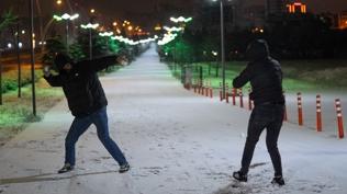 Ankara'da kar ya���� etkili oldu