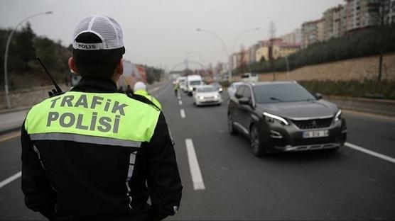 İstanbul ve Ankara'da bazı yollar araç trafiğine kapatılacak