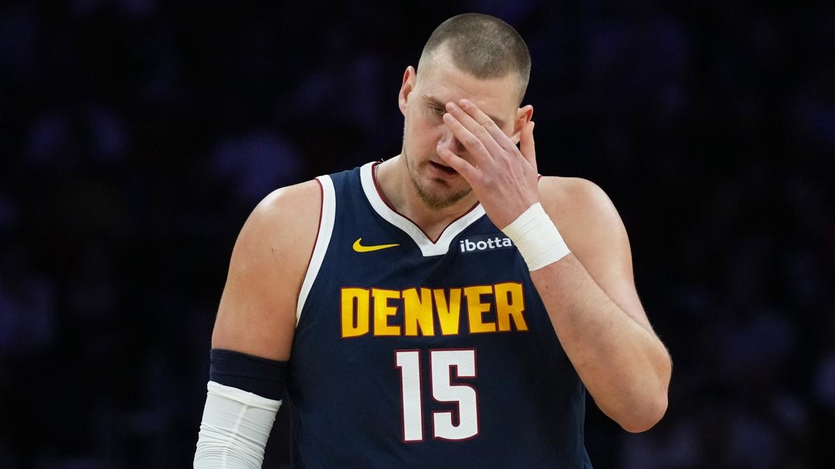 Nikola Jokic'ten k�t� haber! En az 1 ay parkelerden uzak kalacak