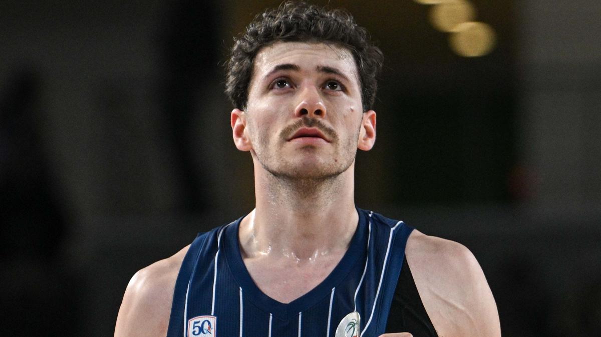 Anadolu Efes'in konu�u K�z�ly�ld�z