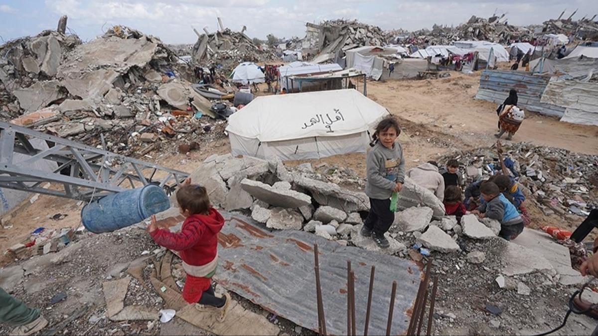 Gazzeli minik Nizar: Okula gitmek, camide namaz k�lmak, arkada�lar�mla oynamak istiyorum