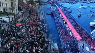 #CANLI �stanbul'da Gazze i�in '�nsanl�k ittifak�'... Ayasofya'dan Galata'ya tarihi y�r�y�� ba�lad�