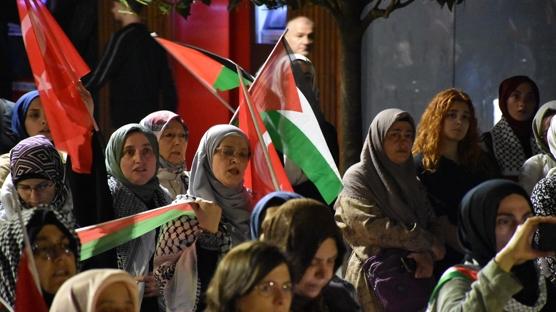 Kahramanmara� Gazze i�in tek y�rek oldu