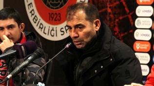 Metin Diyadin: Performans alamad���m�z oyuncularla yollar� ay�raca��z