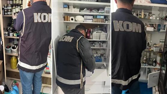 Evi klini�e �evirmi�ler! Binlerce i�ne ve ila� ele ge�irildi