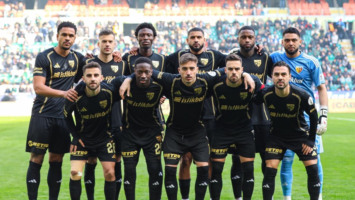 Kayserispor'un devre aras� kamp� ba�l�yor