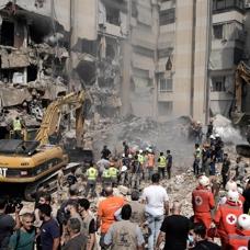 Soyk�r�mc� �srail ate�kesi hi�e say�yor: L�bnan'dan dumanlar y�kseldi