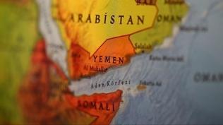 Suudi Arabistan'dan Yemen'e hava sald�r�s�