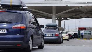 Yabanc� plakal� ara�lar�n ge�i� �cretlerinde yeni d�nem