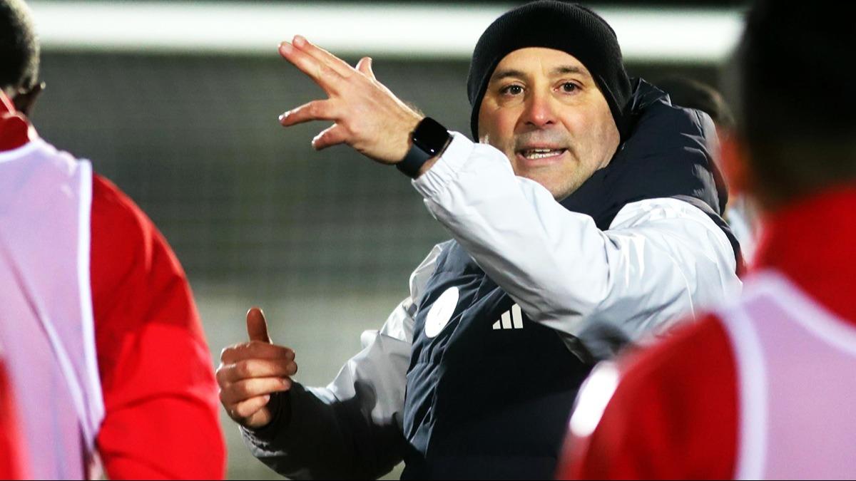 Antalyaspor'da Sami U�urlu d�nemi ba�lad�