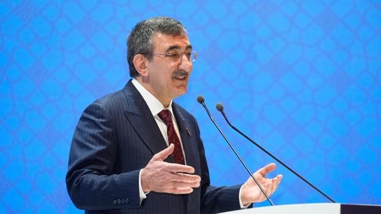 Cumhurba�kan� Yard�mc�s� Y�lmaz: �hracatta t�m zamanlar�n rekoru k�r�ld�