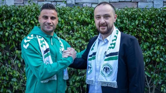 Konyaspor, Deniz Türüç'ü kadrosuna kattı