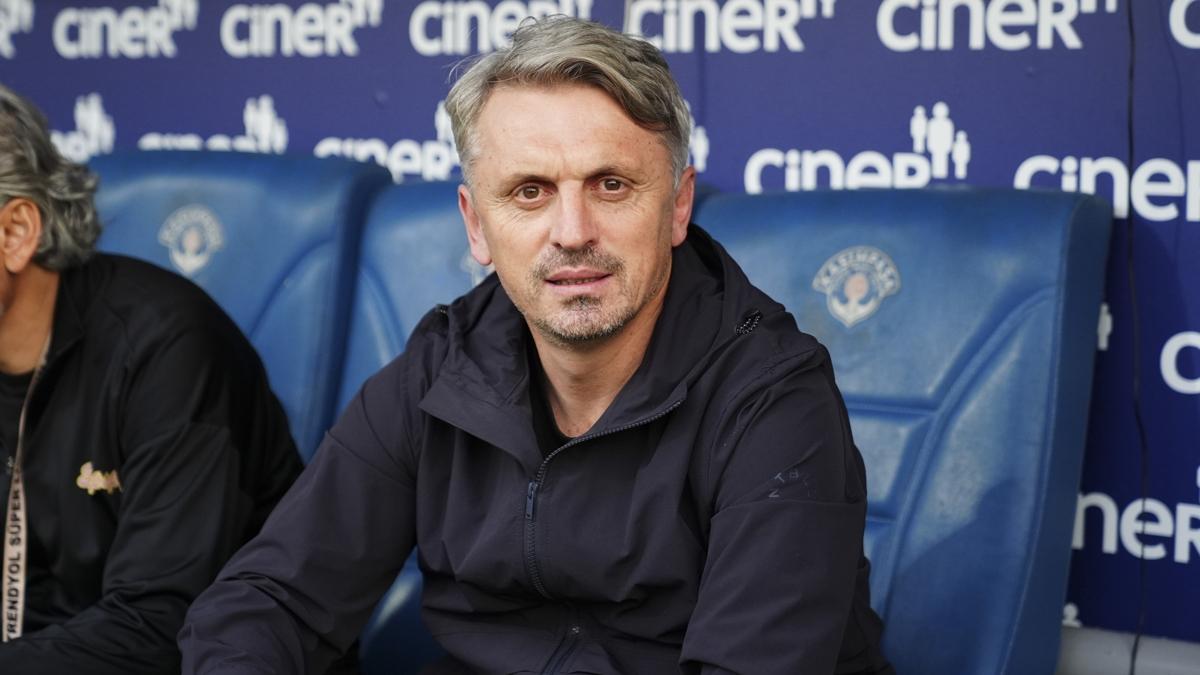 Ey�pspor'da Orhan Ak d�nemi sona erdi