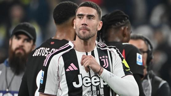 Robert Lewandowski'nin yerine Dusan Vlahovic