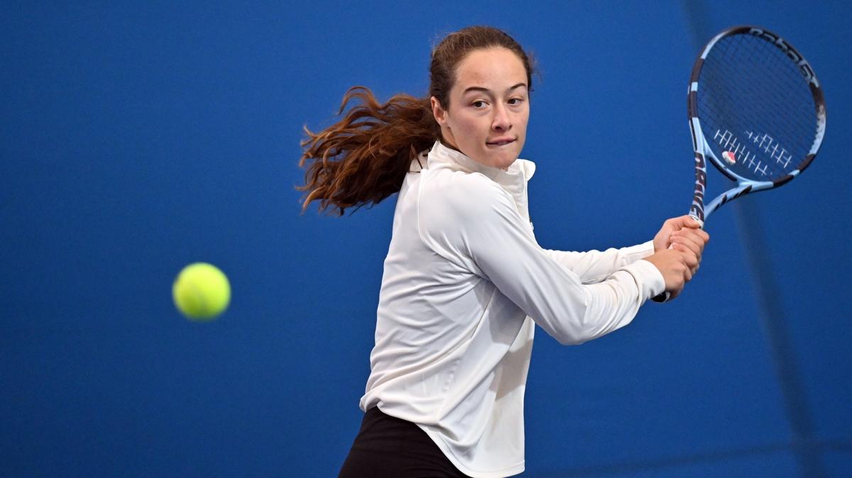 Zeynep S�nmez, Brisbane Tenis Turnuvas�'na final turunda veda etti