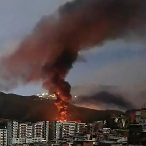 Venezuela'da 32 K�bal� asker �ld�