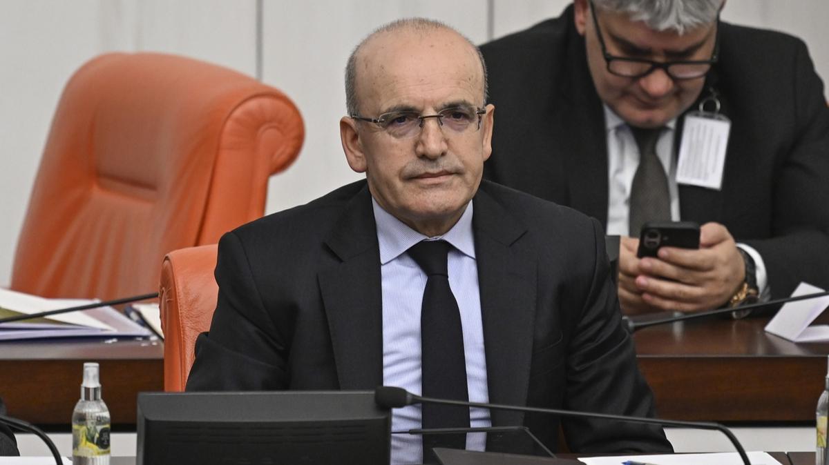 Bakan �im�ek'ten enflasyon a��klamas�: Dezenflasyon genele yay�ld�