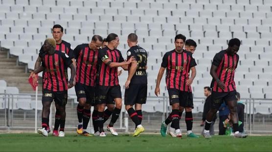 Fatih Karag�mr�k'te ayr�l�k r�zgar�! 4 futbolcuyla yollar ayr�ld�