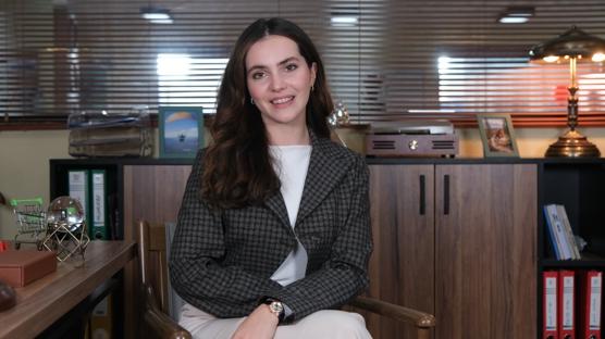 Oyuncu Almila Ada: 'Ay�e Tatile ��kt� filmi, a��r bir i�ti'