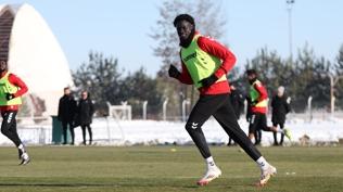 Sivasspor, Erzurumspor FK mesaisinde